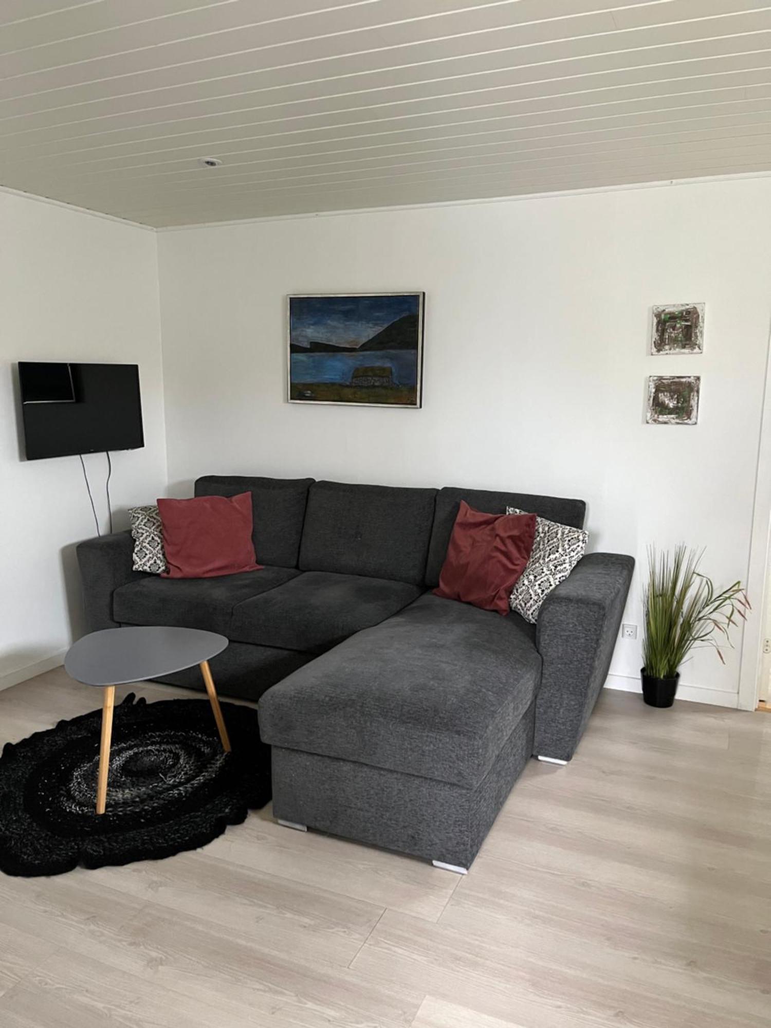 Cosy Groundfloor Apartment Sørvágur Buitenkant foto